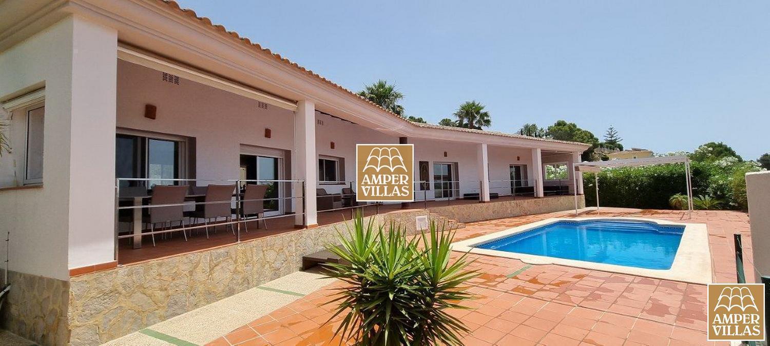 Geräumige sonnige Villa in der Nähe von Altea la Vella, mit schöner Blick